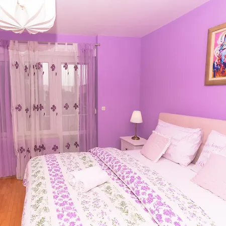 Апартаменты Sophie's Place *